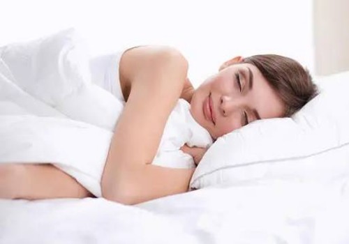 寧波正規助孕機構：六個月寶寶是正常情況！附吐奶的原因和解決辦法